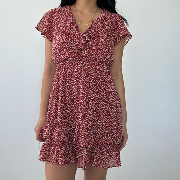 Red Floral Short Sleeve Ruffle Dress - X-Small - Picture 2 of 4